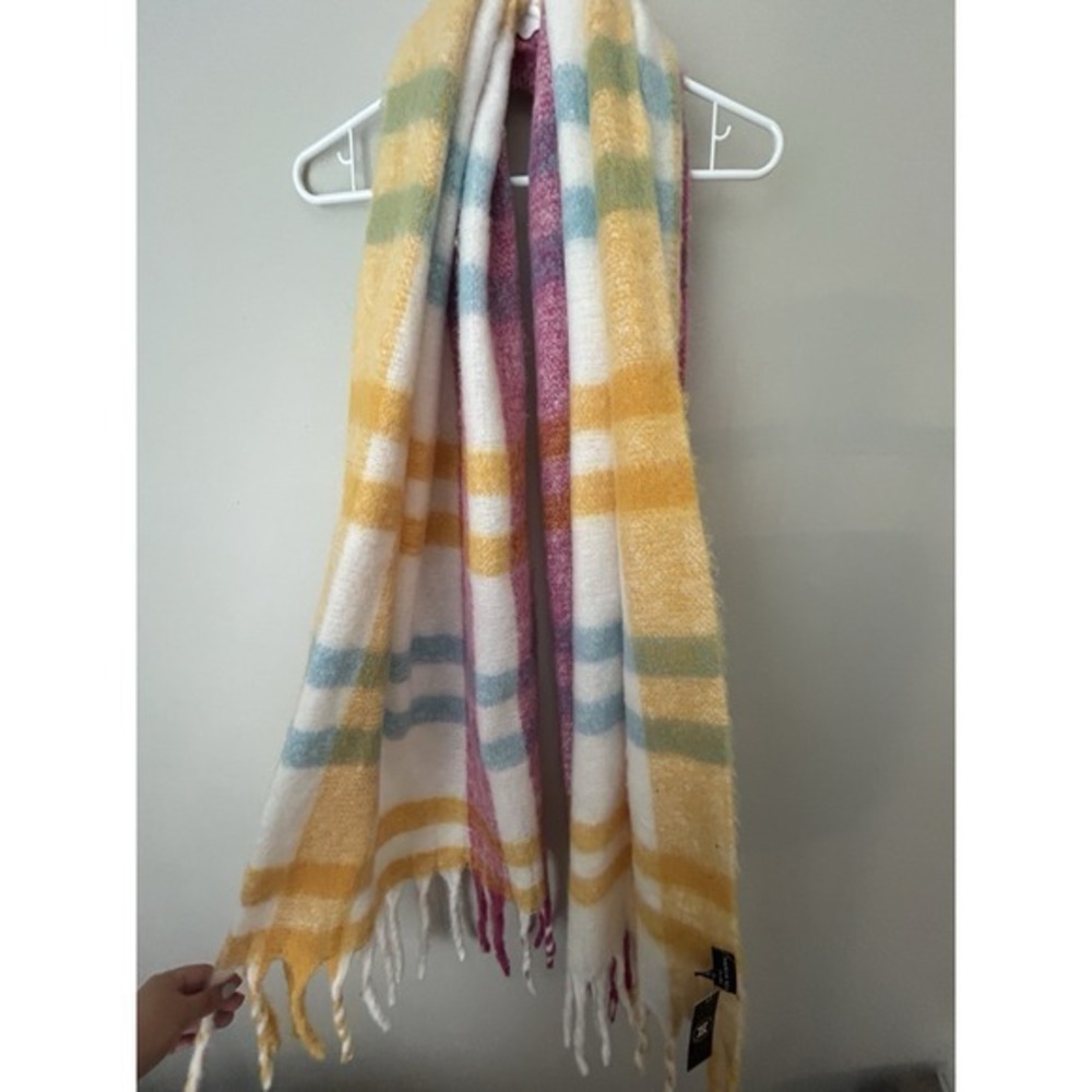 Marcus Adler Women's Ultra‎ Soft & Cozy Plaid Scarf -